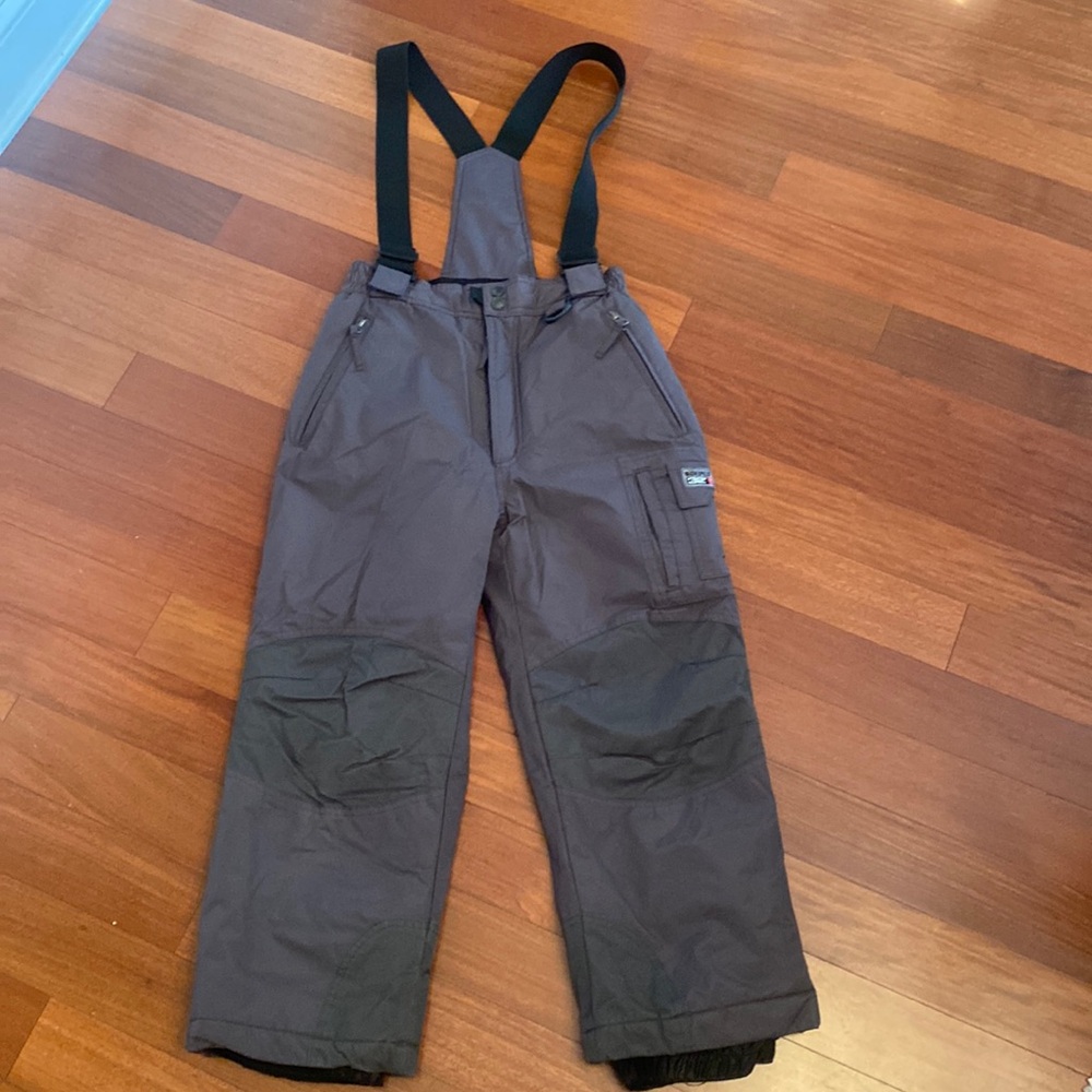 Weatherproof 32 Youth 10/12 Grey Black Snow Ski Bib Suit Overalls LIKE NEW